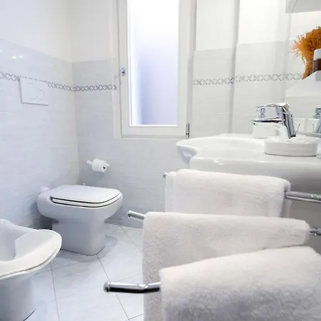 Sleeps 6 Air Con Wifi Apartamento
